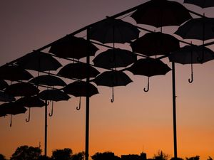 PAISAGEM COM SOMBRINHAS AO AMANHECER