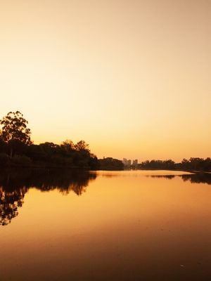 A BELEZA DO LAGO IGAPÓ AO AMANHECER