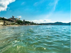 ONDA NA PRAIA DOS INGLESES (FLORIPA)