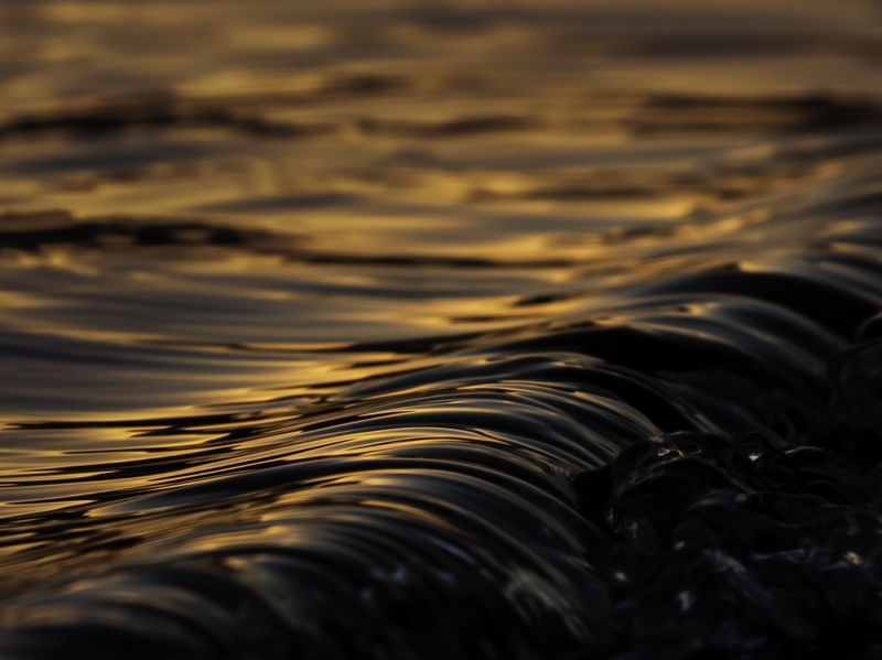 ONDAS QUEBRANDO - RIBEIRÃO - POR DO SOL