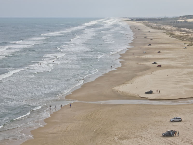 CARROS NA PRAIA DA GUARITA