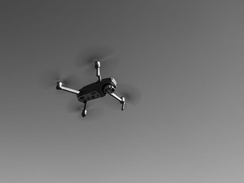 O DRONE VOANDO