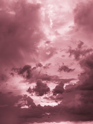 PAISAGEM DAS NUVENS E O CEU ROSA