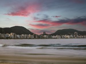 FIM DE TARDE ROSA