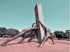 TRÊS RAÇAS