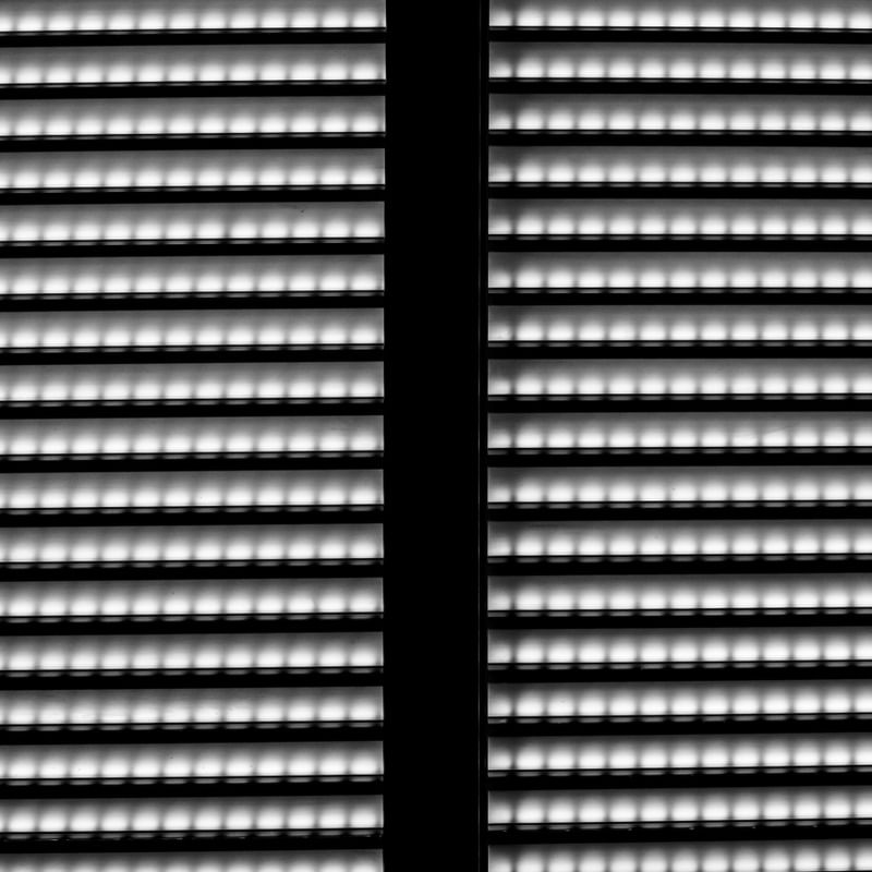 BLACK AND WHITE GRAPHICS