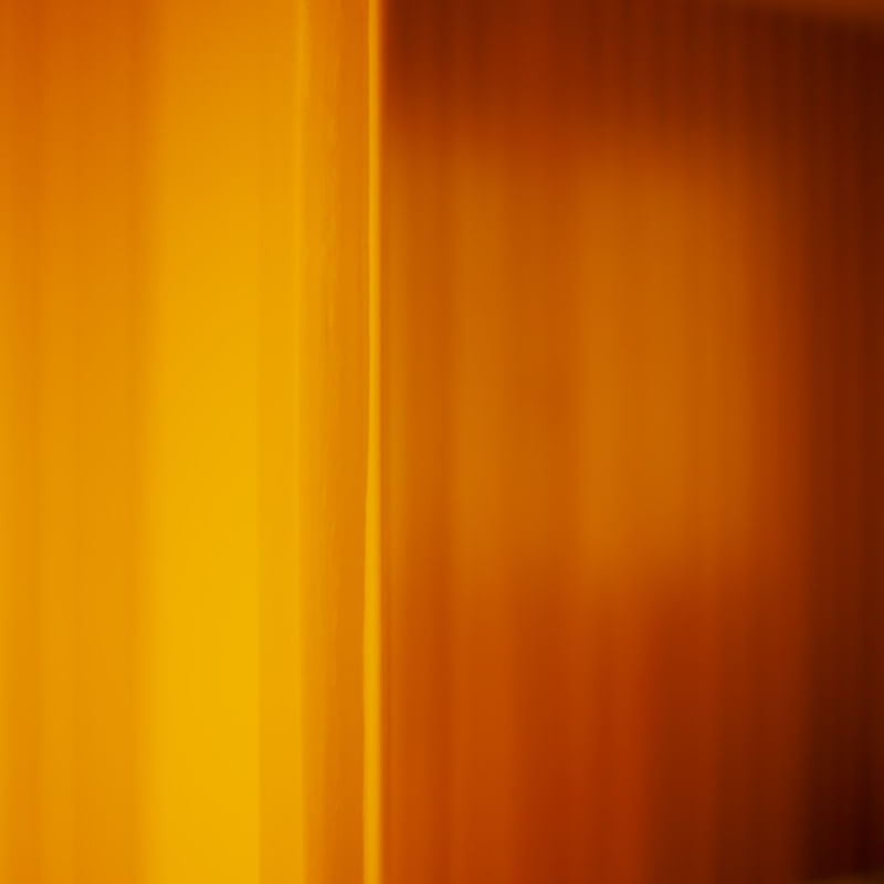 O ABSTRATO AMARELO