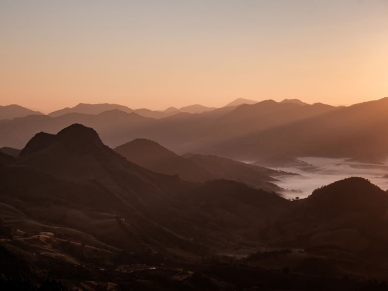 FIM DE TARDE ENTRE MONTANHAS II