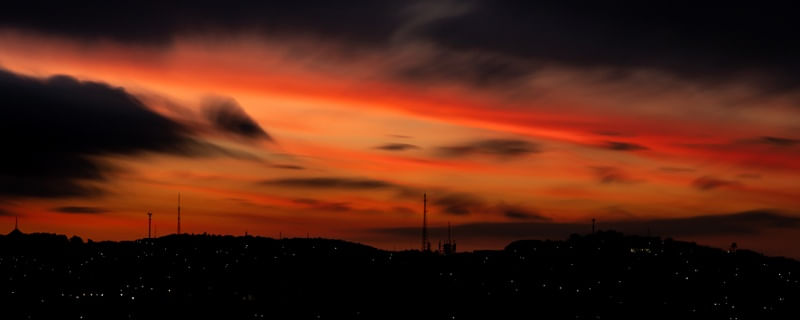 LUZES DO ANOITECER