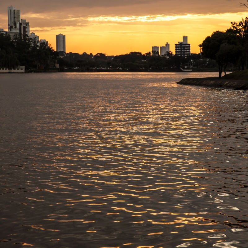 FIM DE TARDE NO LAGO IGAPO I