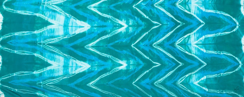 PINTURA AZUL ABSTRATA EM TECIDO