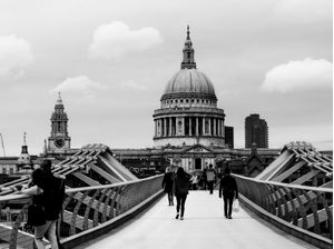 MILLENNIUM BRIDGE AND ST PAUL'S CATHEDRAL - LONDON