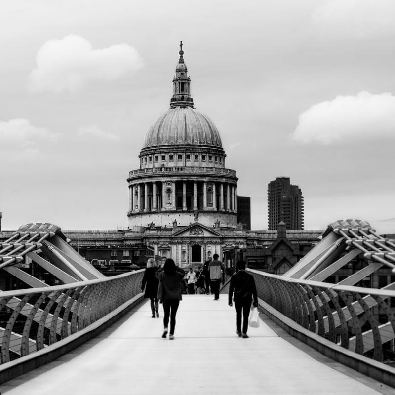 MILLENNIUM BRIDGE AND ST PAUL'S CATHEDRAL IN LONDON
