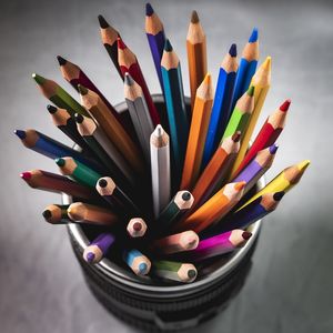 POTE DE LÁPIS COLORIDOS