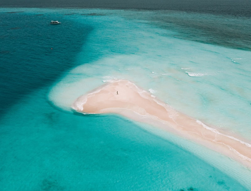 MALDIVIAN INFINITE