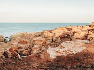 ROCHAS NA COSTA DA AUSTRALIA - 2 DE 3