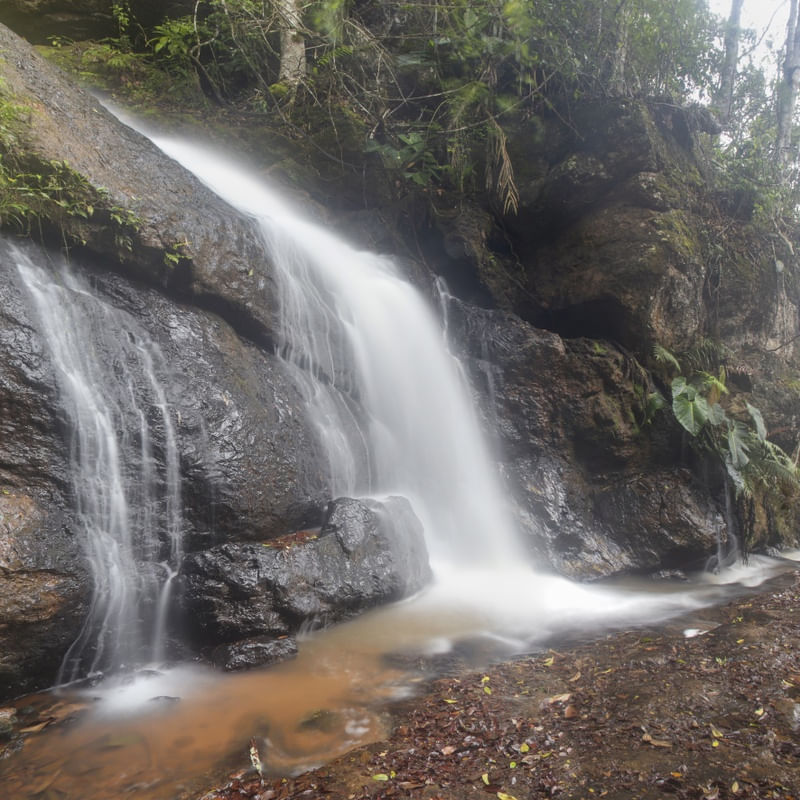 CACHOEIRA EM SANTA TERESA