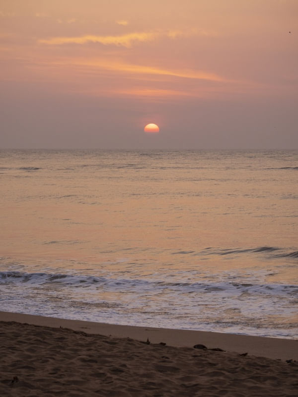 NASCER DO SOL NA PRAIA, SERRA- ES