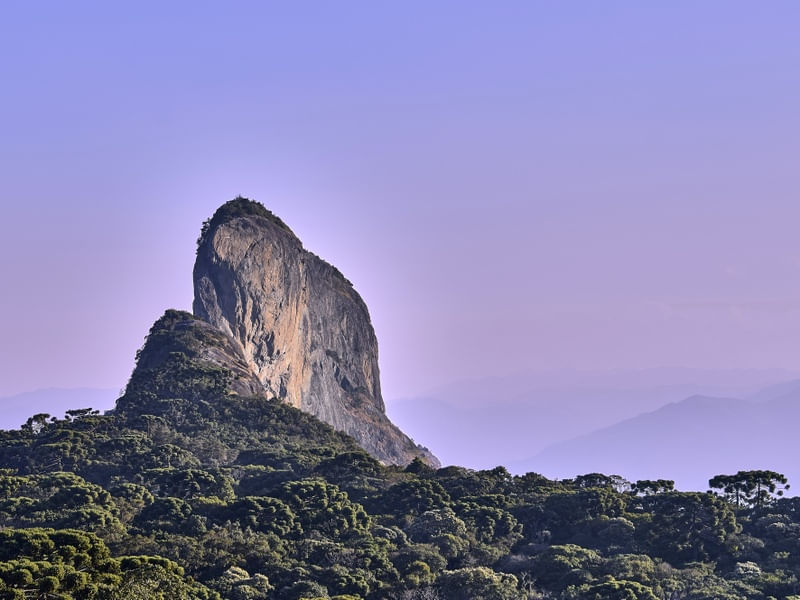 PEDRA DO BAÚ III