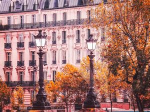 PARIS OIL PAINT