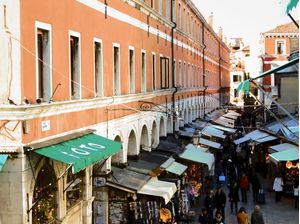 VENEZA3324