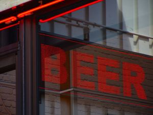 NEON BEER