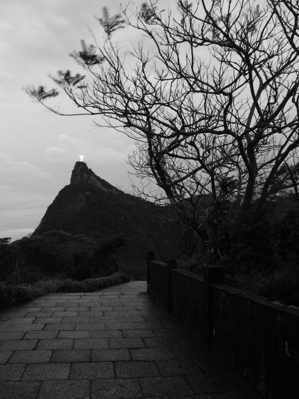 NO CAMINHO - P&B