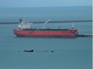 NAVIO ATRACADO NO PORTO/FORTALEZA
