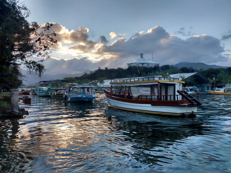 FIM DE TARDE EM PARATY, RJ