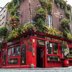 THE TEMPLE BAR
