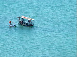 PESCADORES NO MAR DE FORTALEZA