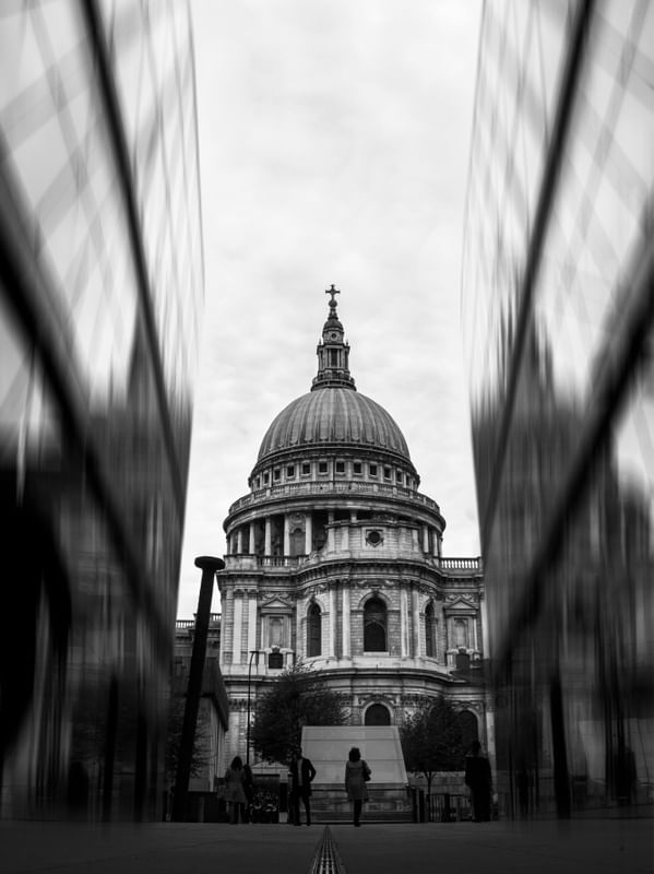 THE ST PAUL'S CATHEDRAL