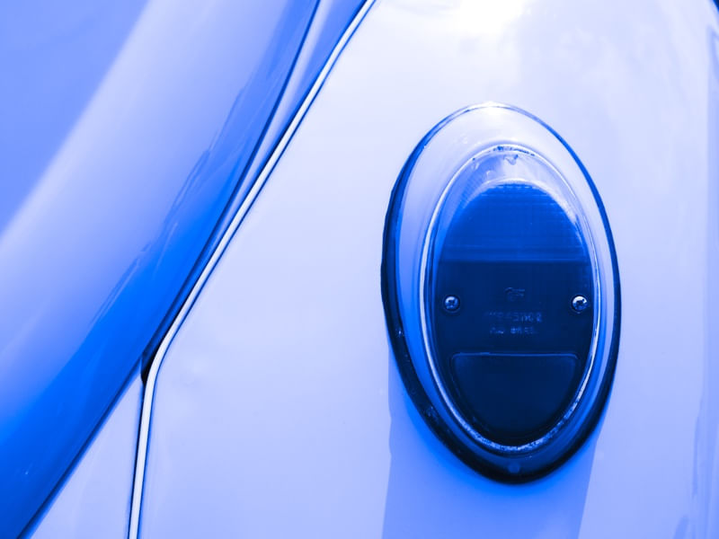 PANTONE FUSCA
