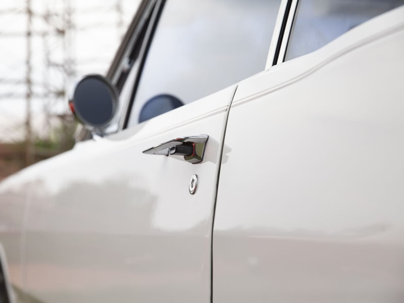 DETALHE AUTOMOVEL ANTIGO