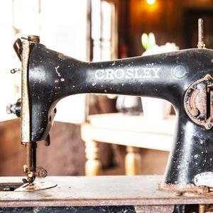 COSTURA RETRO