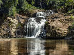 CASCATA SOLITÁRIA 1