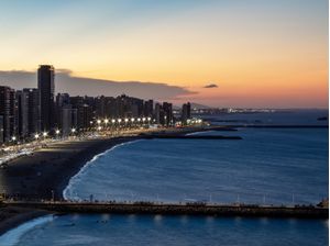 FIM DE TARDE/GOLDEN HOUR