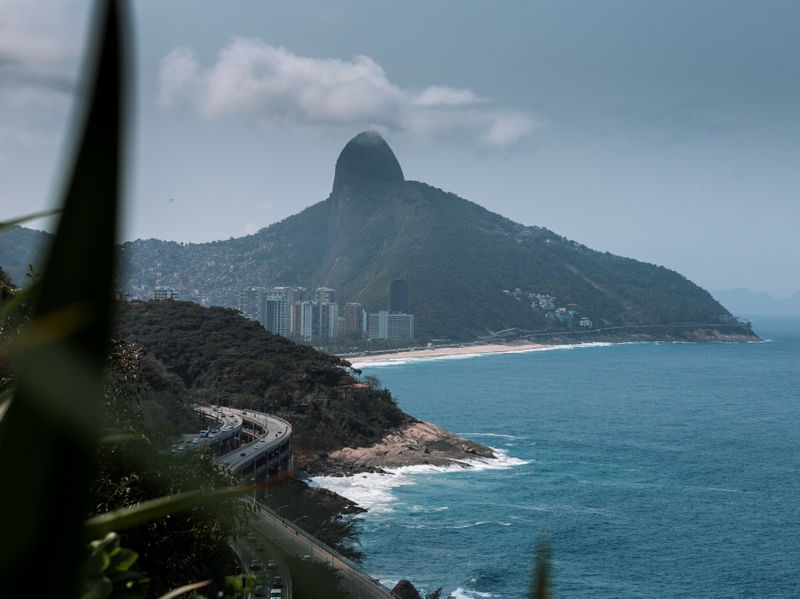 UM LADO DA CIDADE
