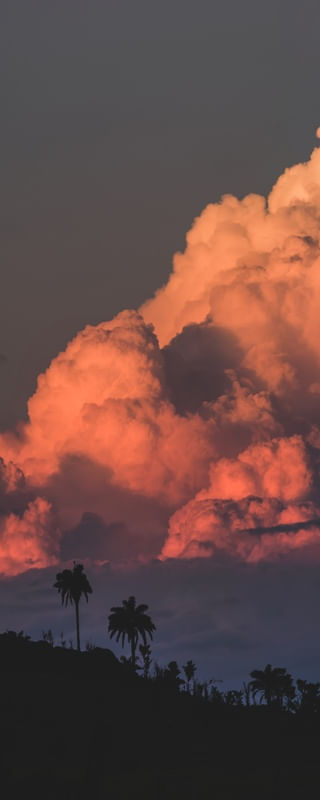 FIM DE LUZ NAS NUVENS