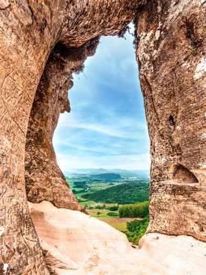 PEDRA FURADA - MORRO DO CAMPESTRE