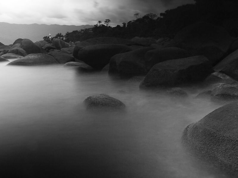 PEDRAS EM ILHABELA