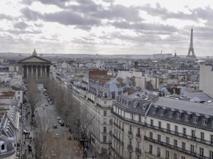 LA MADELEINE