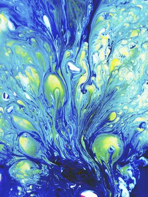 FLUID COLORS BLUE