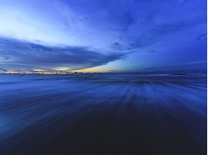 BLUE BEACH 2