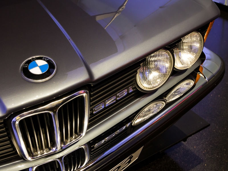 BMW 323I