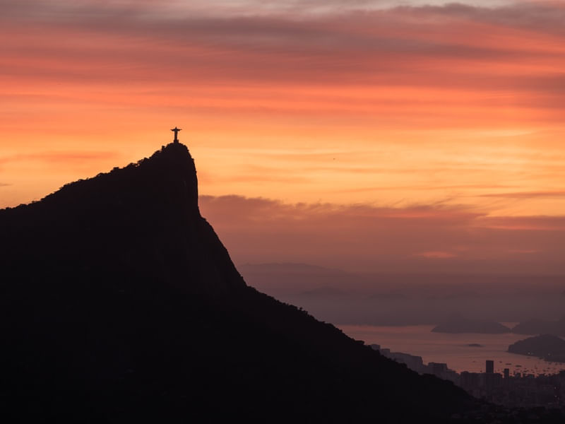 CORCOVADO EM CHAMAS