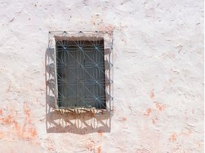JANELA DE CASA CAIADA