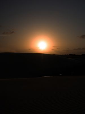 O VALE ENTRE AS DUNAS