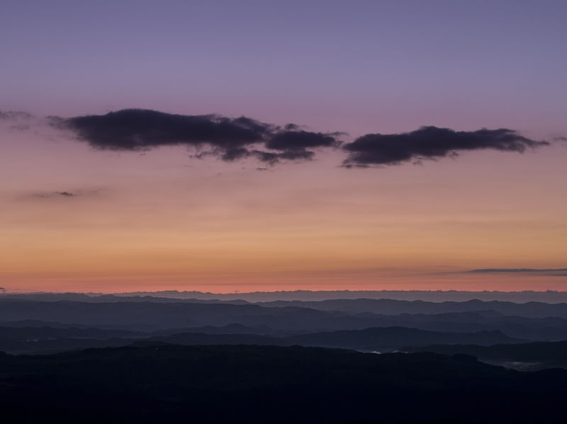 LAYERS MOUNTAINS
