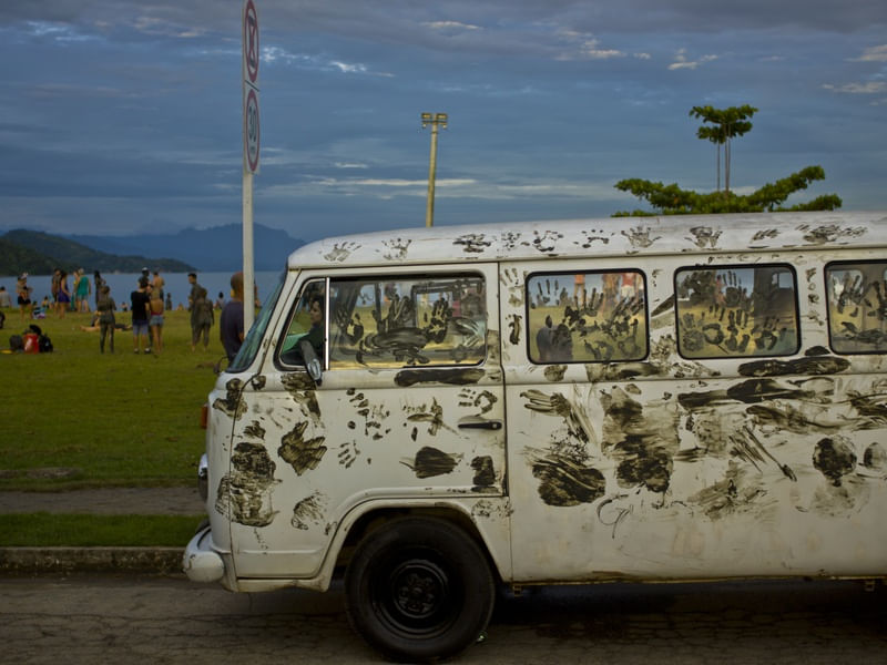 KOMBI NA LAMA
